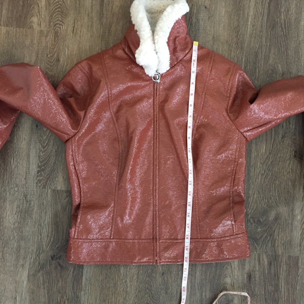 Aritzia Wilfred Tempest Cropped Vinyl Jacket Brown - Picture 13 of 14